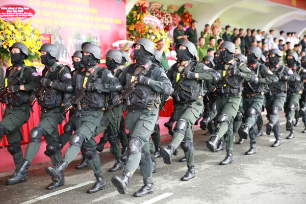 Trung đoàn Cảnh sát cơ động xứng đáng là “Quả đấm thép” của Công an TP Hồ Chí Minh -1