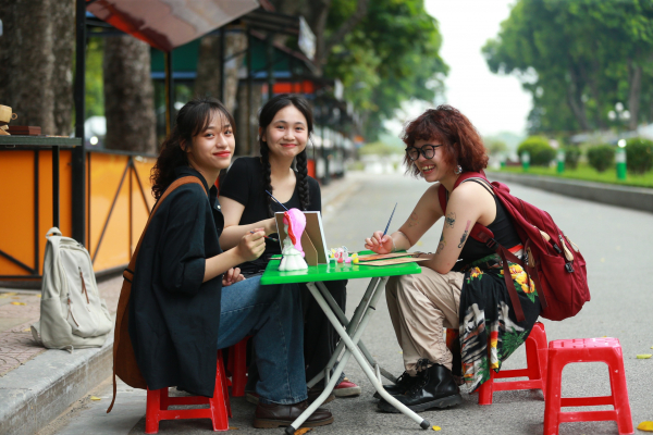 Hà Nội: Ra mắt 