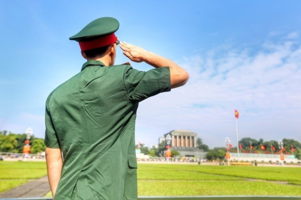 Nearly 33,000 people pay tribute to President Ho Chi Minh on National Day -0