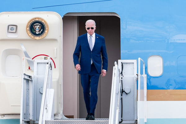 Tổng thống Hoa Kỳ Joe Biden đến Hà Nội, bắt đầu chuyến thăm Việt Nam -0
