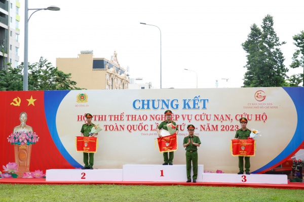 Công an TP Hồ Chí Minh nhất toàn đoàn Hội thi thể thao nghiệp vụ PCCC và CNCH toàn quốc lần thứ II-2023 -0