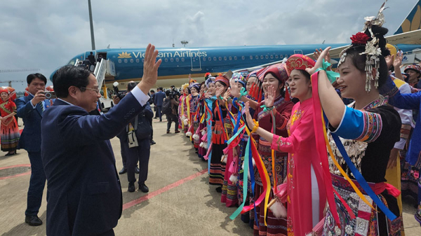 Mong muốn Việt Nam thành điểm trung chuyển hàng hóa ASEAN-Trung Quốc -0