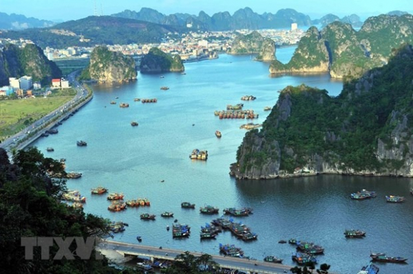 Ha Long Bay-Cat Ba Archipelago recognised as world natural heritage -0
