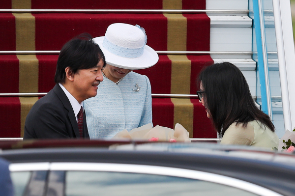 Hoàng Thái tử Nhật Bản và Công nương bắt đầu thăm chính thức Việt Nam -0