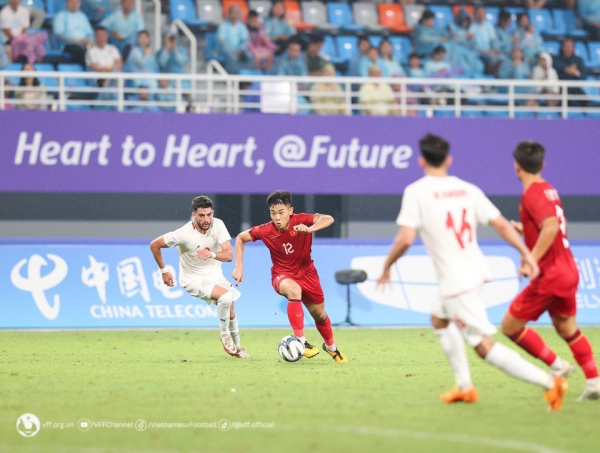 Olympic Việt Nam không tạo được bất ngờ trước đối thủ mạnh Iran -0