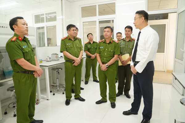 Khánh thành phòng thí nghiệm giám định AND do Chính phủ Trung Quốc viện trợ thiết bị -0