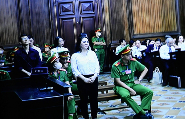 Bà Nguyễn Phương Hằng bị đề nghị 3 – 4 năm tù -0