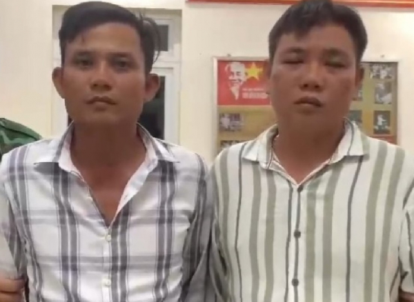 2 đối tượng truy nã bị bắt khi từ Campuchia về Long An -0