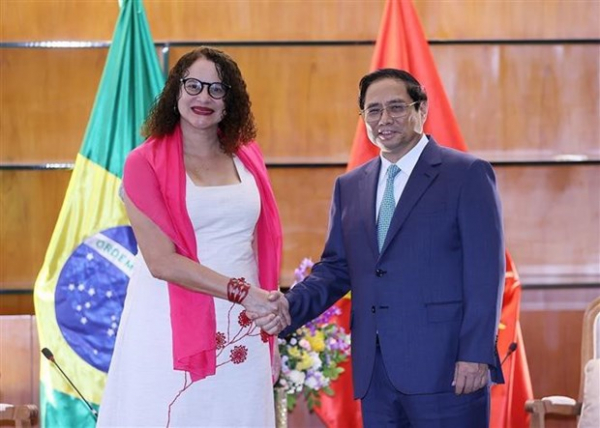 PM receives leaders of Communist Party of Brazil, friendship association -0