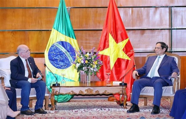PM receives leaders of Communist Party of Brazil, friendship association -0