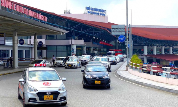Nghiên cứu thí điểm thu phí không dừng tại sân bay Nội Bài và Tân Sơn Nhất -0