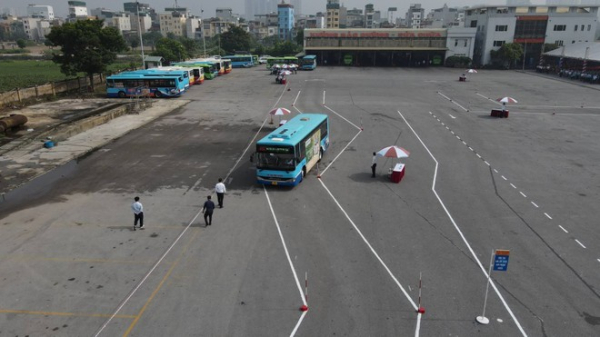 Hà Nội: Lái xe buýt “đua” trên sân nhà tại hội thi lái xe giỏi, an toàn -0