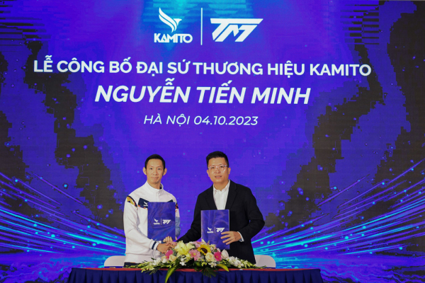 Tay vợt Nguyễn Tiến Minh cùng Kamito chắp cánh cho ước mơ trẻ em Việt Nam -2