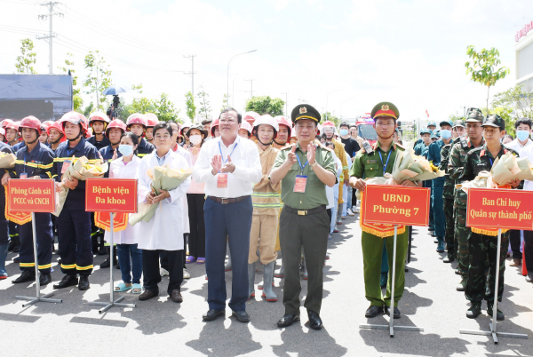 Trà Vinh diễn tập phương án chữa cháy và cứu nạn, cứu hộ cấp tỉnh năm 2023 -0