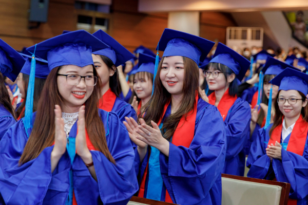 Chuyển Trường Đại học Kinh tế TP Hồ Chí Minh thành Đại học Kinh tế TP Hồ Chí Minh -0