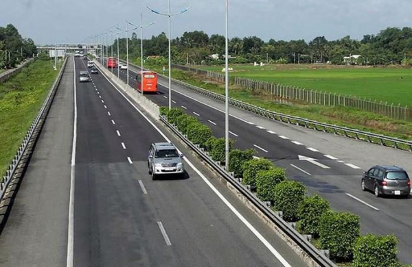 Bộ Giao thông Vận tải chưa trình Quốc hội dự thảo nghị quyết thu phí đường cao tốc -0