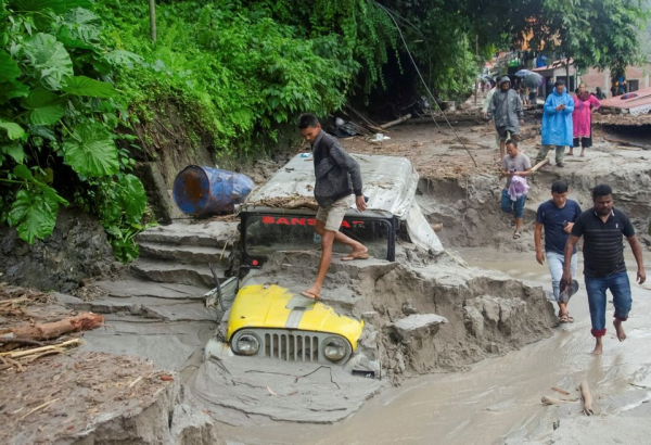 Ấn Độ tìm kiếm hơn 140 người mất tích hậu thảm họa lũ quét -0
