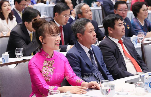 Thủ tướng Phạm Minh Chính: Chính phủ kiến tạo, đồng hành cùng doanh nghiệp phát triển -0