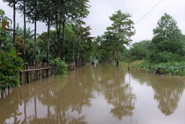 Mưa lớn gây ngập lụt cục bộ nhiều vùng thấp trũng ở Thừa Thiên Huế  -0