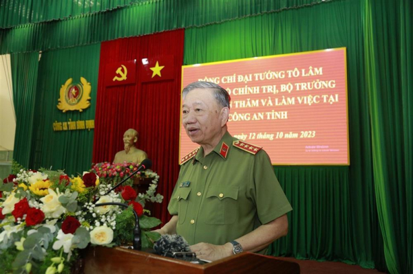Minister To Lam visits Binh Dinh Provincial Police Department -0