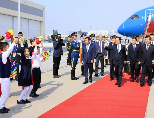 Lễ đón Chủ tịch nước Võ Văn Thưởng tại Sân bay Bắc Kinh -3