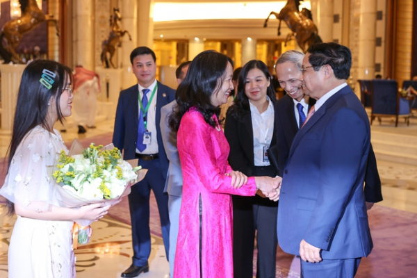 Thủ tướng Phạm Minh Chính tới Thủ đô Riyadh, bắt đầu chuyến công tác tại Saudi Arabia -1