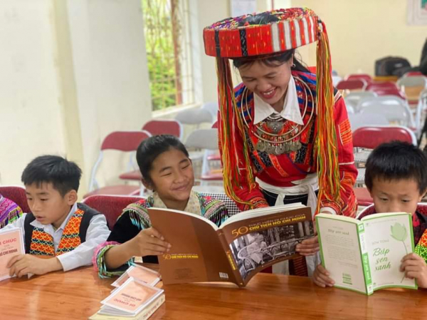 Trăn trở về một tộc người “không biết xếp vào đâu” (Bài 1) -0