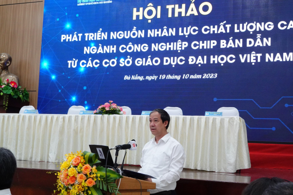 Việt Nam cần 50.000 nhân lực ngành công nghiệp chip bán dẫn trong 10 năm tới -0