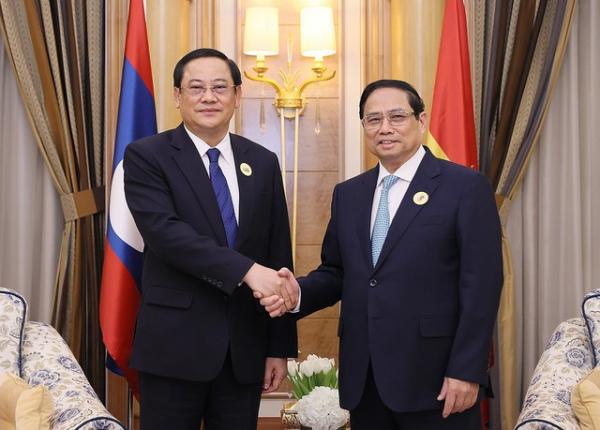 Việt Nam, Lào thúc đẩy các dự án hạ tầng lớn, đưa hợp tác kinh tế biến chuyển về chất -0