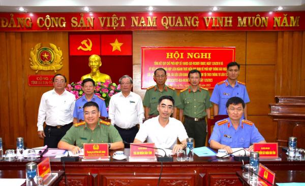 Phối hợp liên ngành về thông tin, tài liệu liên quan đến người phạm tội -0