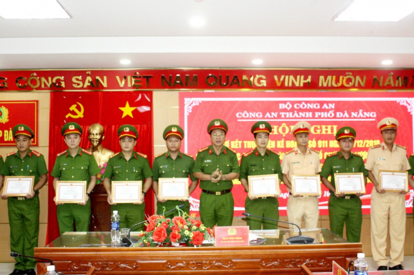 Lực lượng tuần tra 911 ngăn chặn hiệu quả tội phạm trên đường phố Đà Nẵng -0