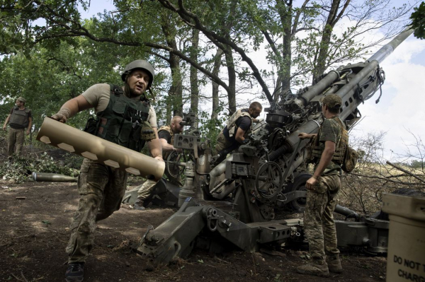 Xung đột tại Ukraine cũng là “hội chợ” vũ khí khổng lồ… -0