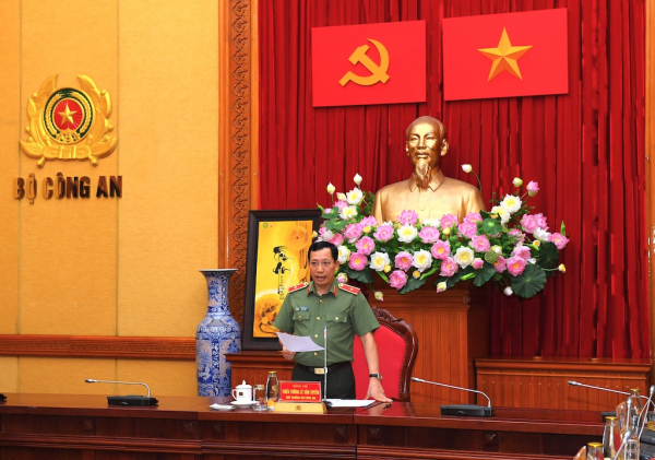 Thứ trưởng Lê Văn Tuyến tiếp Đoàn đại biểu Ni giới Giáo hội Phật giáo Việt Nam -0