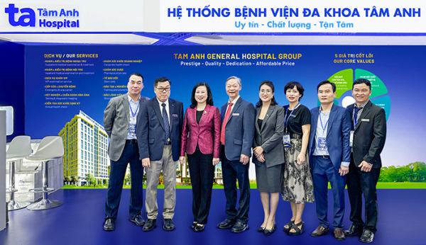 Hệ thống Bệnh viện Đa khoa Tâm Anh giới thiệu 3 công nghệ điều trị hiện đại bậc nhất Việt Nam tại VIIE 2023 -0
