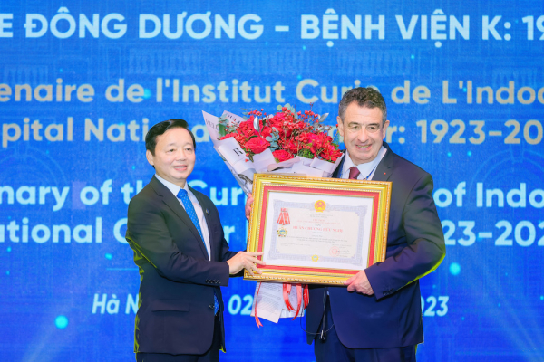 100 năm đặt nền móng cho ngành ung thư Việt Nam -0