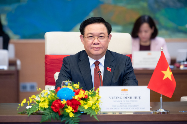 Chủ tịch Quốc hội Vương Đình Huệ hội kiến Tổng thống Mông Cổ -0