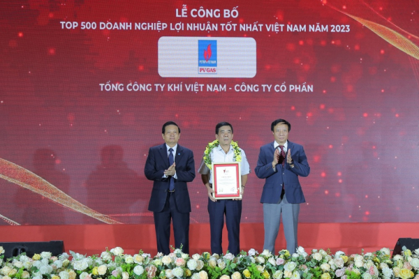 Petrovietnam đứng đầu Bảng xếp hạng 500 doanh nghiệp lợi nhuận tốt nhất Việt Nam 5 năm liên tiếp -1