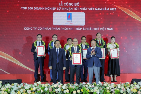 Petrovietnam đứng đầu Bảng xếp hạng 500 doanh nghiệp lợi nhuận tốt nhất Việt Nam 5 năm liên tiếp -1