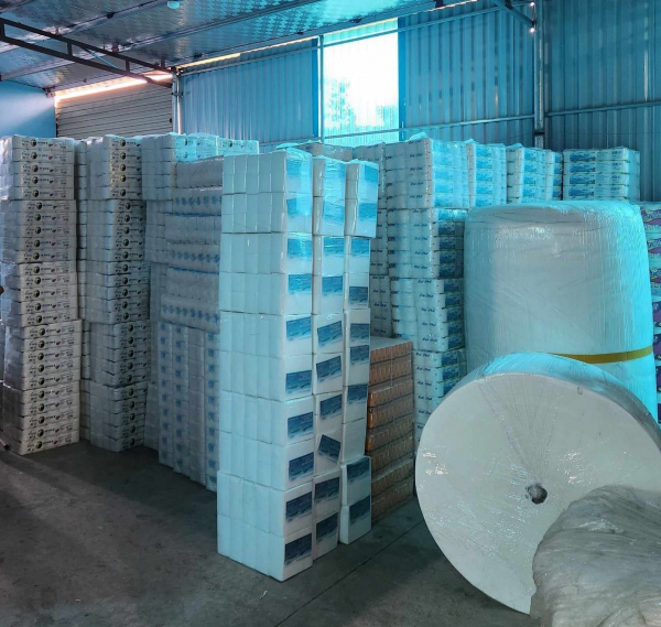 Phát hiện cơ sở sản xuất giấy vệ sinh giả cực lớn tại Thanh Hoá -0
