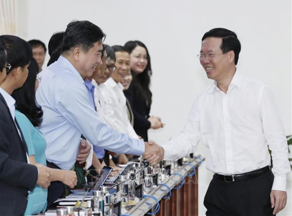 Chủ tịch nước Võ Văn Thưởng làm việc với lãnh đạo chủ chốt tỉnh Phú Yên -0
