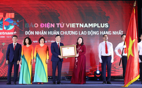Báo Điện tử VietnamPlus kỷ niệm 15 năm thành lập và đón nhận Huân chương Lao động hạng Nhất -0