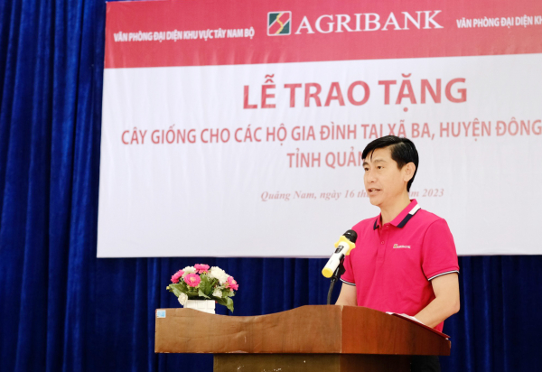 Đoàn Thanh niên Agribank Tây Nam Bộ tặng cây giống cho người dân huyện Đông Giang (Quảng Nam) -0