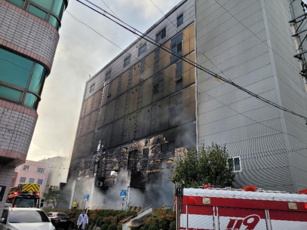 Cháy bệnh viện Hàn Quốc khiến 38 người bị thương -0