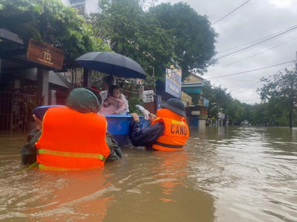 Thừa Thiên Huế cảnh báo mưa lớn, ngập lụt diện rộng, sạt lở đất -0
