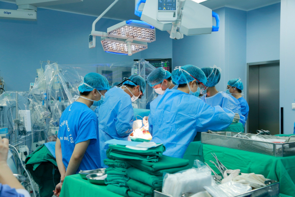 Bao giờ Việt Nam ghép tim nhân tạo? -0