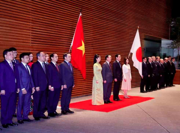 Japanese PM warmly welcomes Vietnamese President on official visit -0