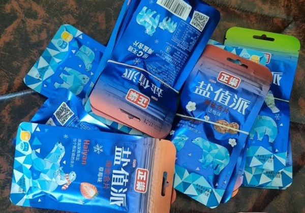 Kiểm tra khứ hồi sản phẩm kẹo “lạ” ở Quảng Ninh -0