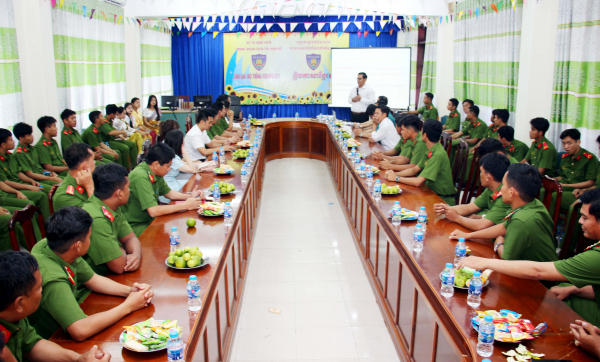Bồi dưỡng, nâng cao chất lượng sử dụng tiếng Khmer trong CBCS Cảnh sát cơ động -1