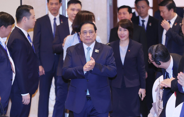 Thủ tướng: Việt Nam là địa điểm tin cậy để đầu tư, thúc đẩy chuyển đổi xanh -0