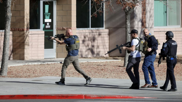 Xả súng trong trường đại học ở Las Vegas -0